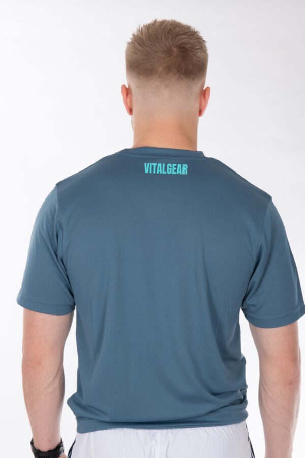 T-shirt blue with turquoise padel racket